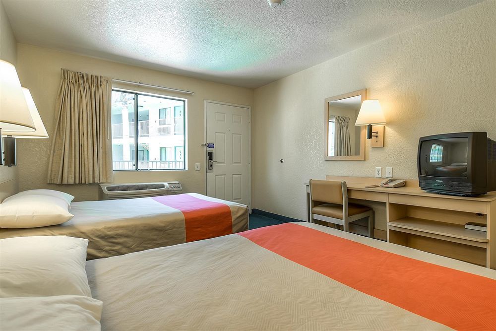 Motel 6-Buena Park, Ca - Knotts Berry Farm - Disneyland Extérieur photo