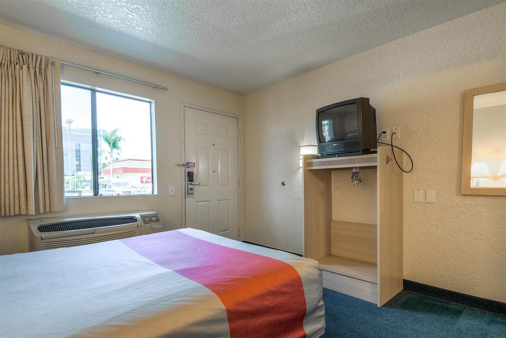 Motel 6-Buena Park, Ca - Knotts Berry Farm - Disneyland Extérieur photo